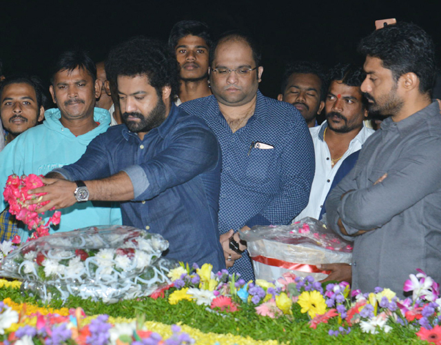 NTR and Kalyan Ram Visit NTR Ghat